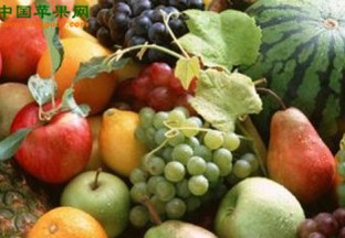 湖北武汉：异地水果本地化种植情况良好 ()
